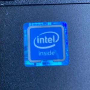 Meet your Posher, Chloe